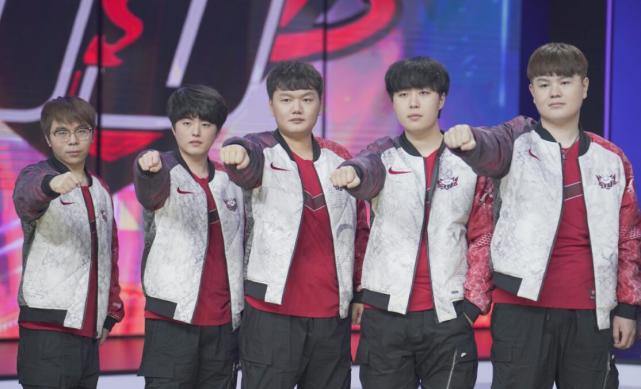 我们应该尊 我们应该尊