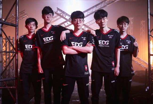 无论是兹沃 无论是兹沃