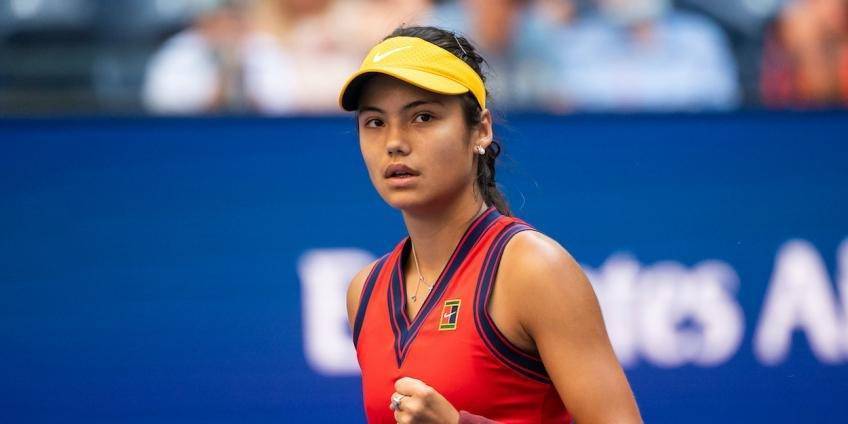 让观众纷纷 让观众纷纷