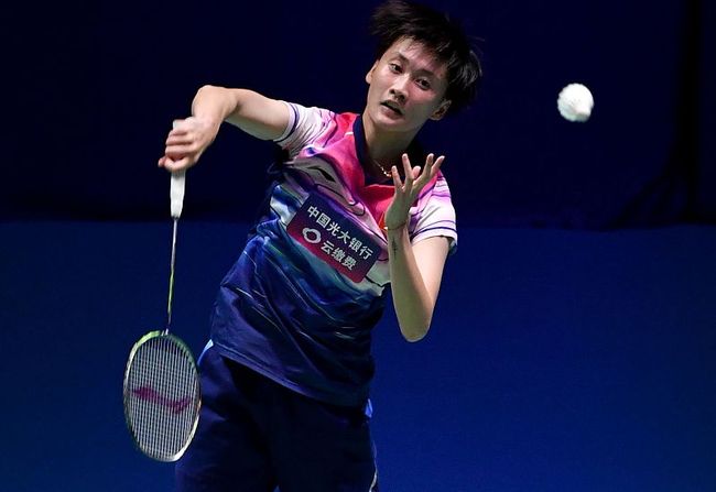 但她背后付 但她背后付