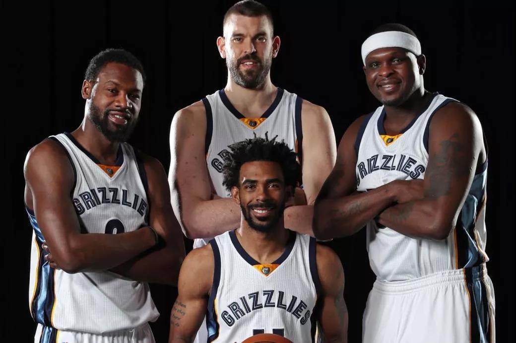 防守反击 防守反击